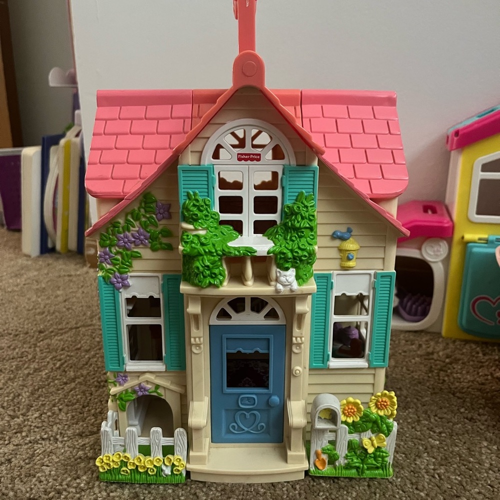 Fisher Price Vintage Carry Dollhouse